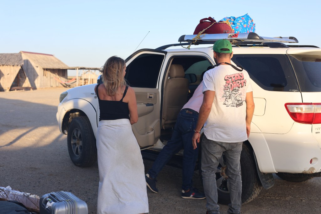 tawi-kite-cabo-de-la-vela-colombia-kitesurf-kiteboard-wing-foil-eco-lodge-la-guajira-school